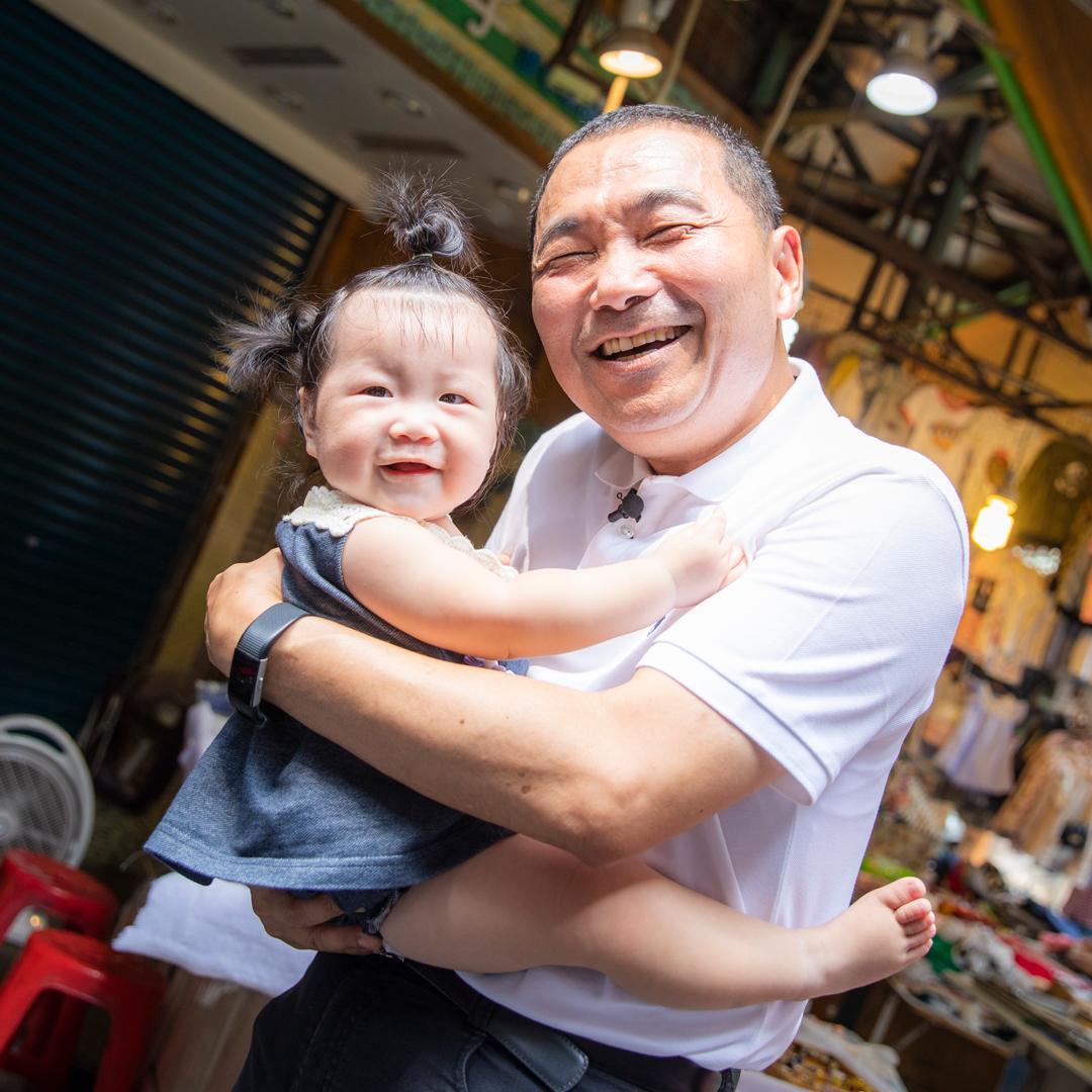 嘴角的弧度，成長的甜度